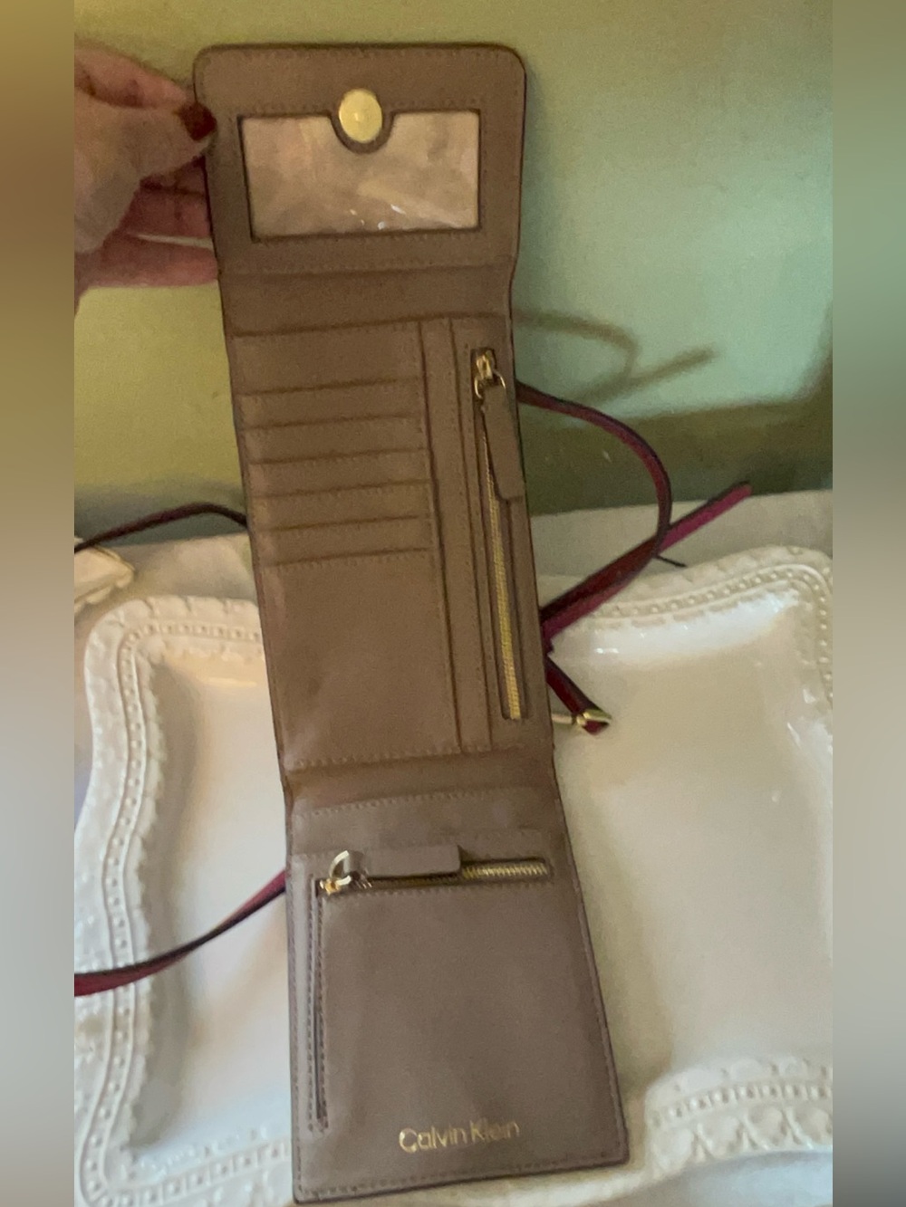 Calvin Klein Red Pebble Leather Phone Crossbody Bag - Picture 4 of 6